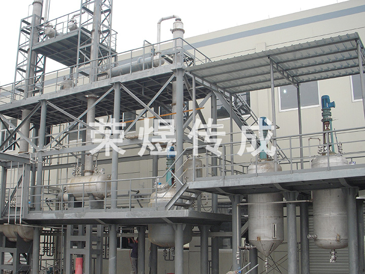 潤禾有(yǒu)機矽蒸餾塔